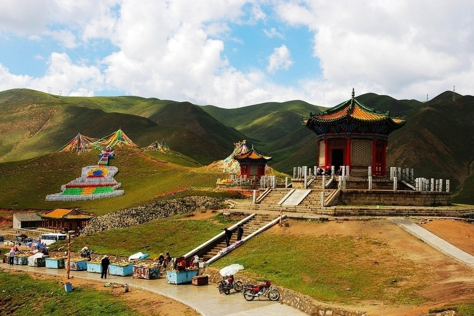 Unveiling Riyue Mountain: A Hidden Gem for Nature Lovers and Adventure Seekers