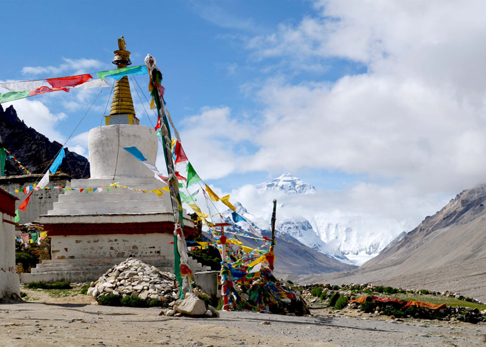 A scenic view of rongbuk monastery