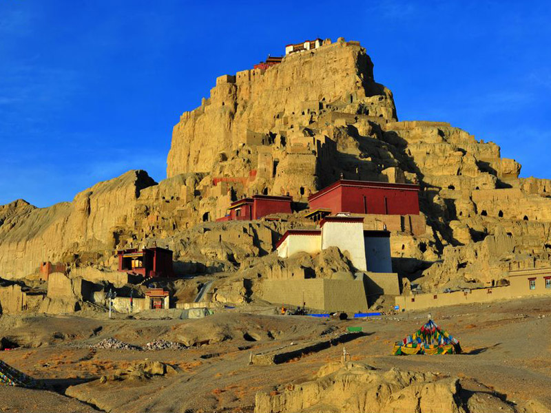 Discover the Enigmatic Ruins of Guge Kingdom: A Journey Through Tibet’s Ancient Civilization