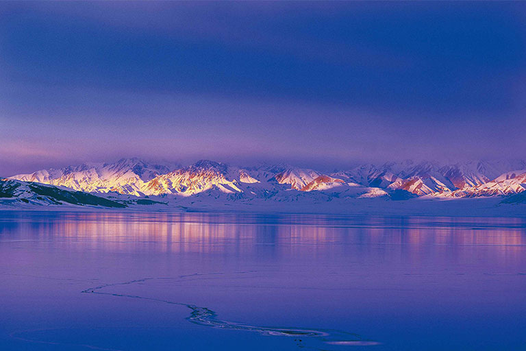 A scenic view of sailimu lake