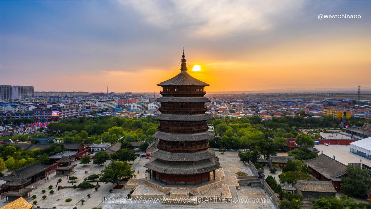 A scenic view of Sakyamuni Pagoda Of Fogong Temple