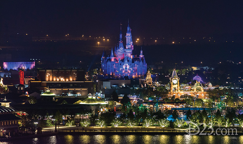 A scenic view of shanghai_disneyland_park