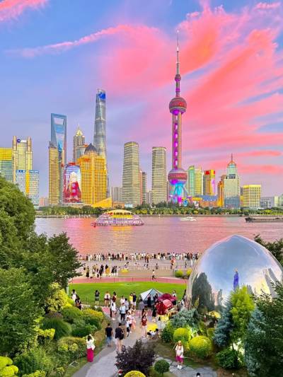 A scenic view of shanghai_museum