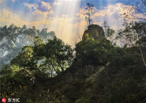 A scenic view of shangnan_jinsi_grand_canyon