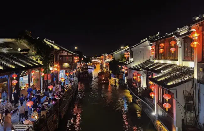 A scenic view of shantang street