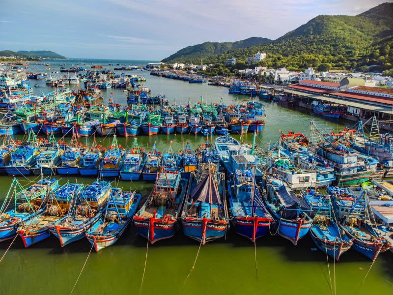 A scenic view of shenjiamen fishing port