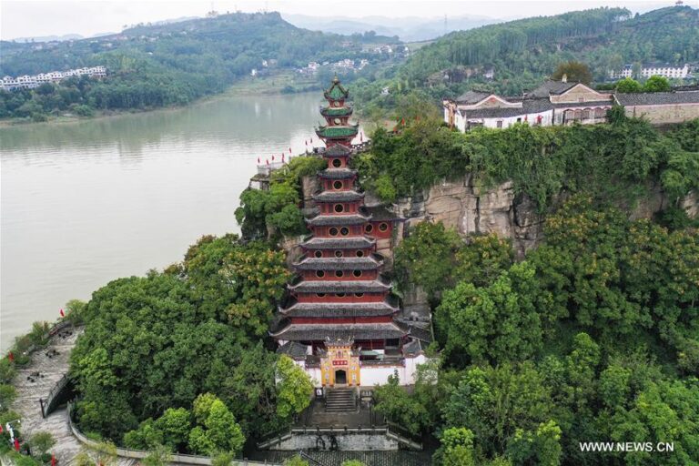Experience the Magic of Shibaozhai Heritage: A Must-Visit Destination