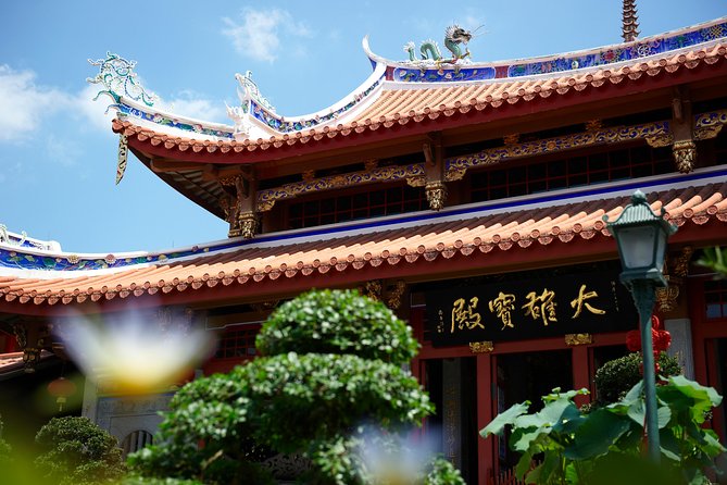 A scenic view of Shuanglin Temple
