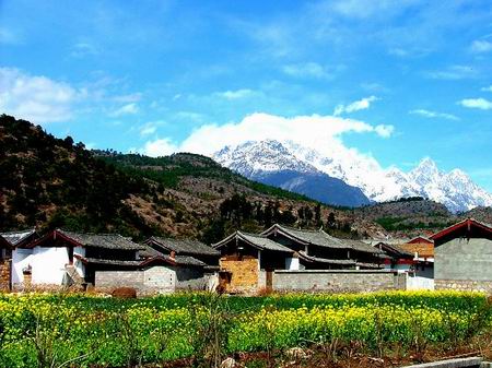 A scenic view of shuhe ancient town