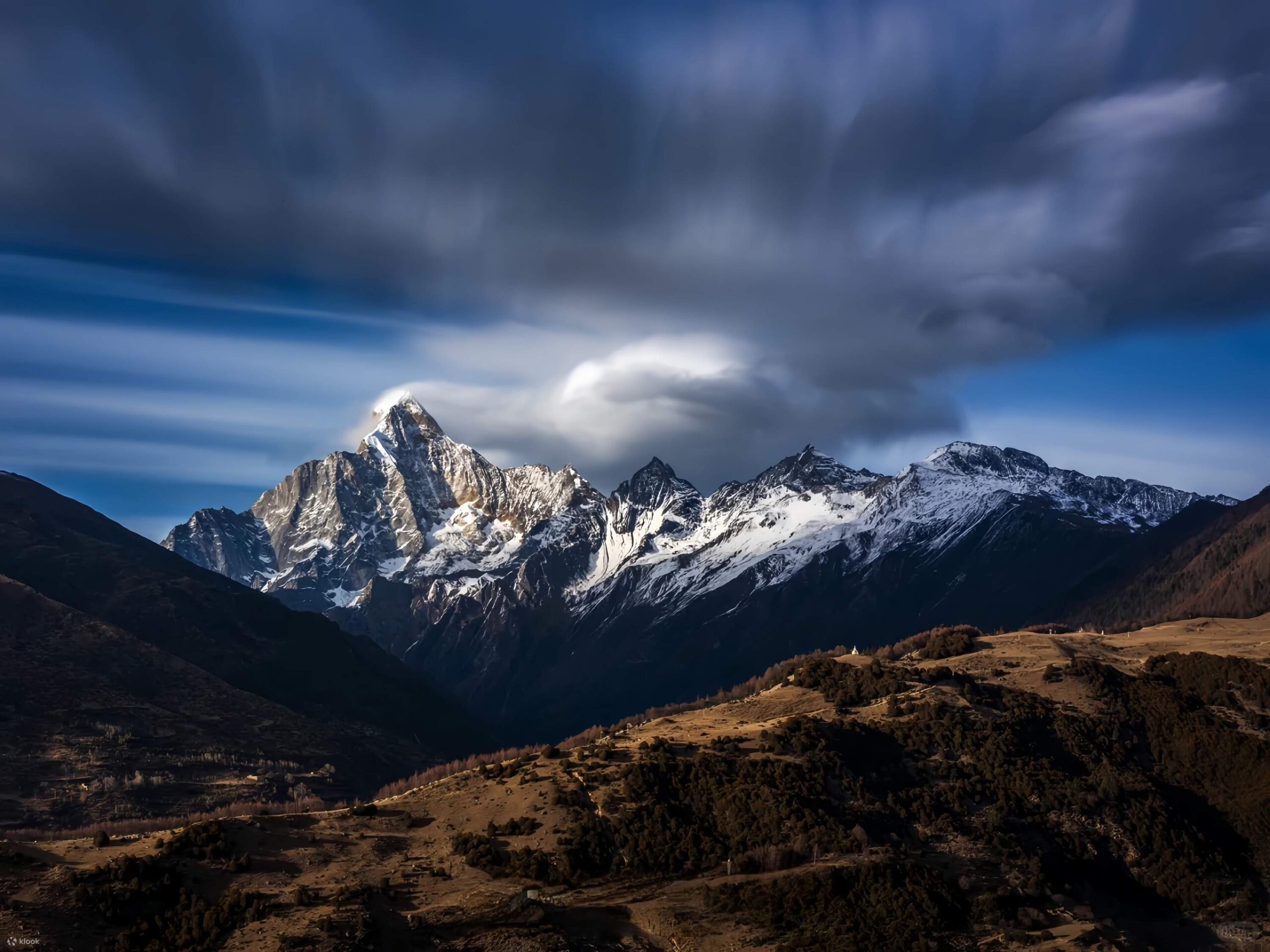 A scenic view of siguniang mountain