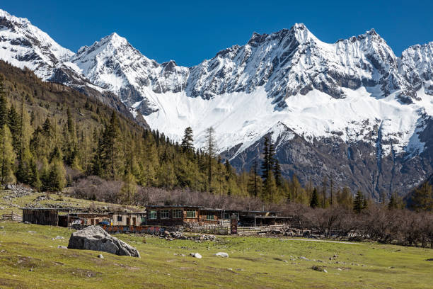 A scenic view of siguniang mountain