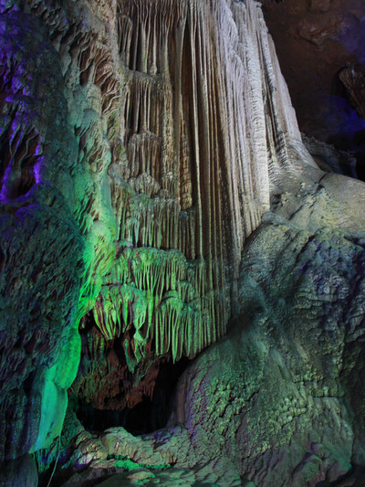 A scenic view of silver cave
