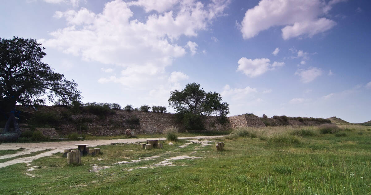 A scenic view of site_of_xanadu