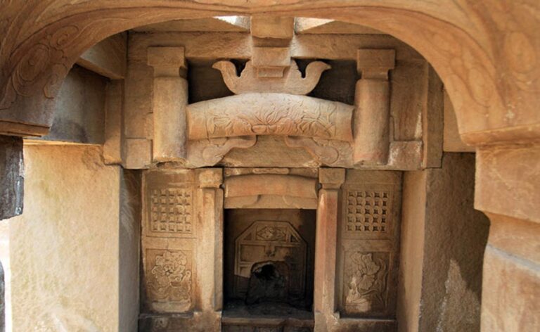 A Guide to the Song Dynasty Tombs: Discovering China’s Imperial Heritage
