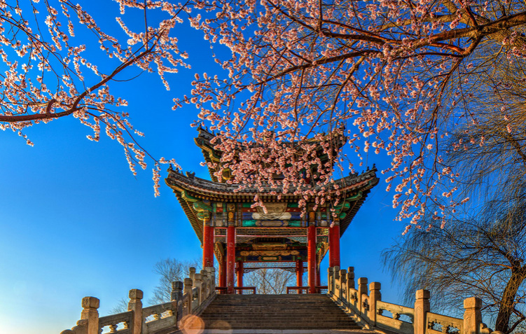 A scenic view of summer palace