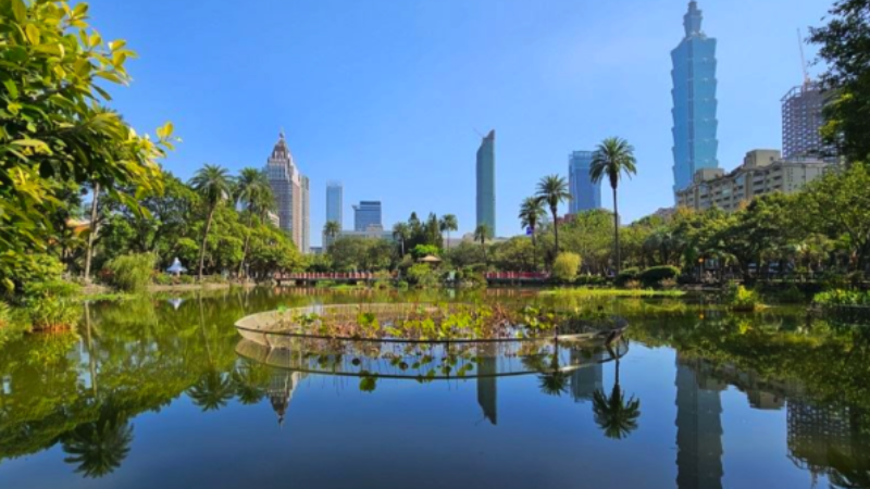 A scenic view of sun yat-sen memorial hall