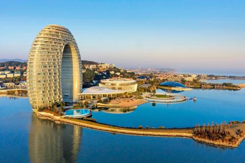 A scenic view of taihu lake tourist resort