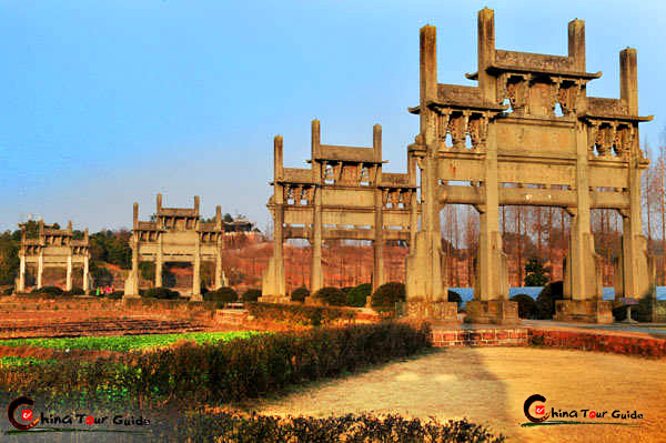 A scenic view of tangyue memorial archways