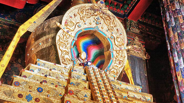 A scenic view of tashilhunpo monastery