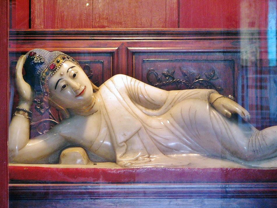 A scenic view of the_jade_buddha_temple