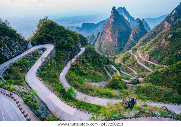 Discovering Tianmen Mountain: A Perfect Blend of Nature and Spirituality