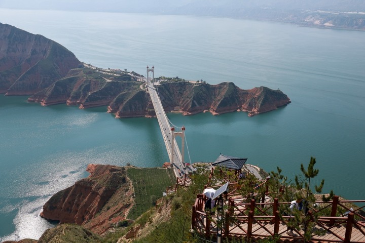 A scenic view of tianmu lake