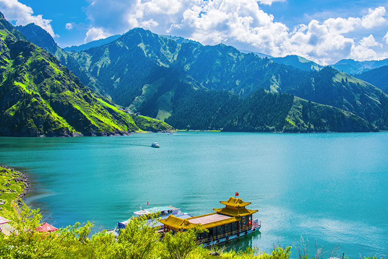 Tianshan Tianchi Lake: Your Ultimate Guide to Exploring Nature’s Paradise
