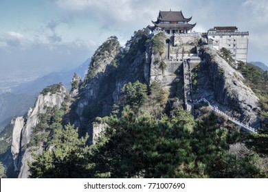 A scenic view of tiantai mountain buddhist temple