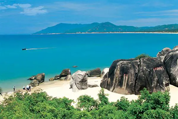 A scenic view of tianya_haijiao