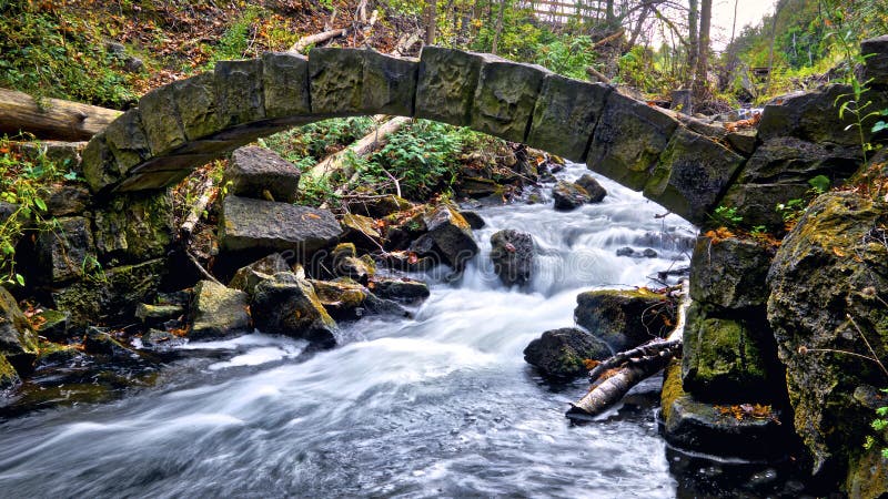 Discover the Architectural Marvel of Tongjing Multi-Arch Stone Bridge