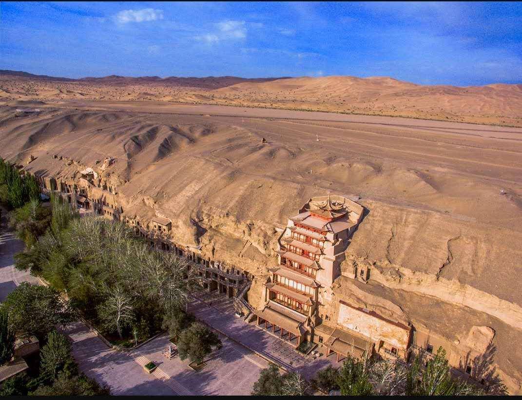 A scenic view of Tuoshan Grottoes