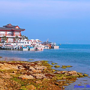 A scenic view of Weihai International Bathing Beach