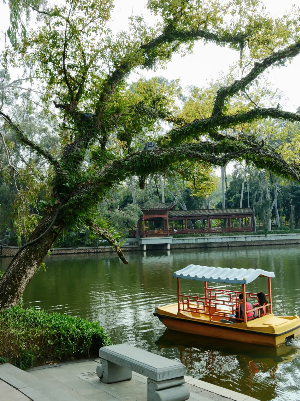 A scenic view of west lake park fuzhou
