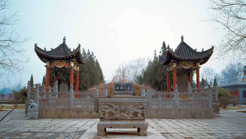 A scenic view of White Horse Temple