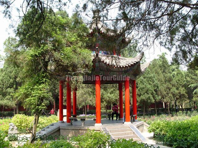 A scenic view of White Horse Temple
