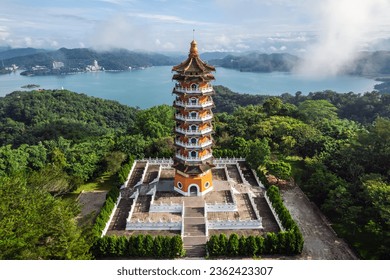 A scenic view of White Pagoda Of Ciyun Temple