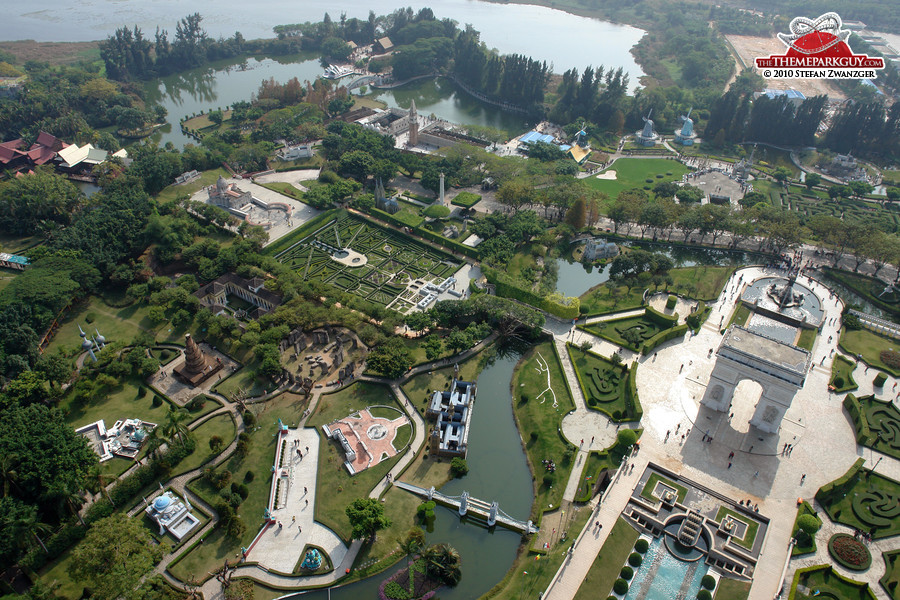 A scenic view of window of the world shenzhen