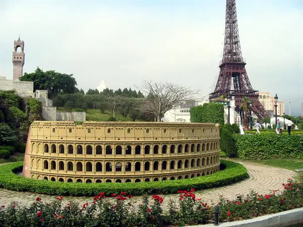 A scenic view of window of the world shenzhen
