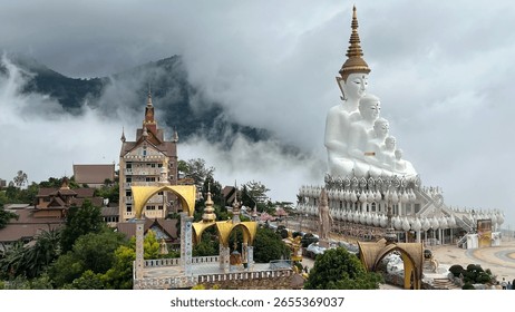 A scenic view of Wubian Temple White Pagoda