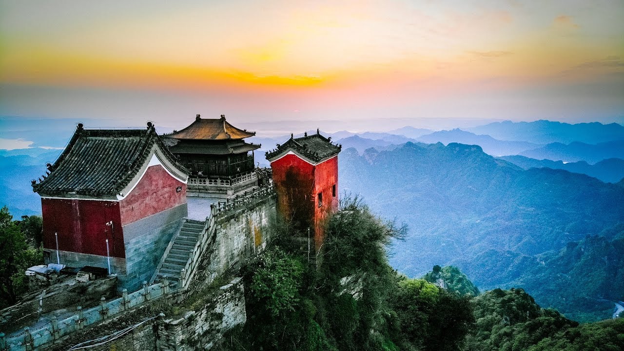 A scenic view of Wudang Mountains
