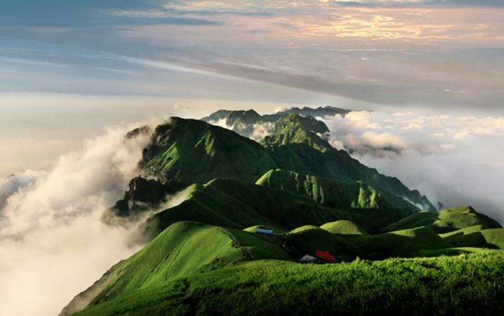 A scenic view of Wugong Mountain