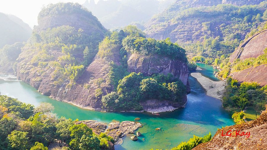 A scenic view of wuwei tianti mountain