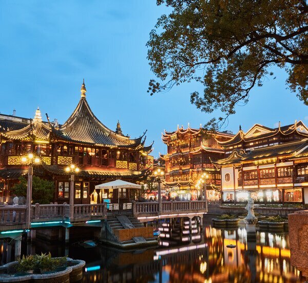 A scenic view of xian_city_god_temple