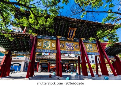 A scenic view of xian_city_god_temple