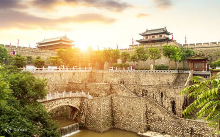 A scenic view of xian_city_wall