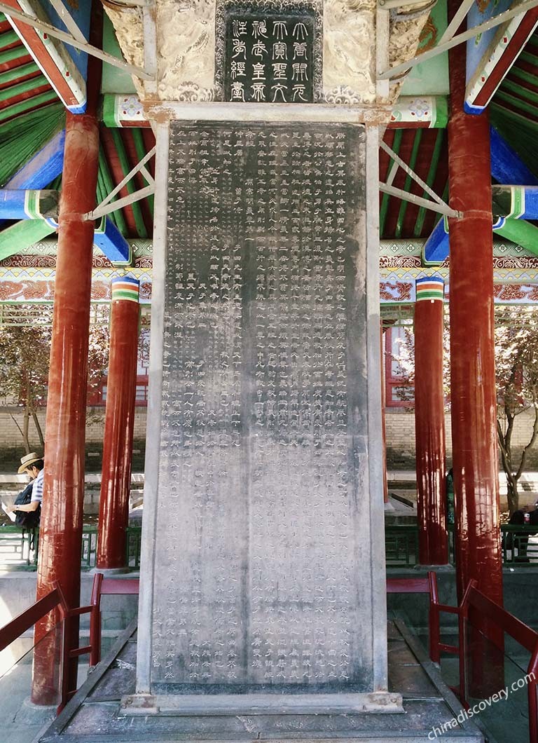 A scenic view of xian_forest_of_steles
