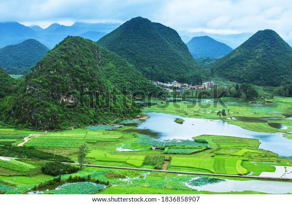 A scenic view of xianggu_shanzhuang_scenic_area