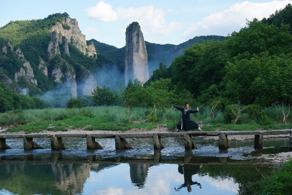 A scenic view of xianggu_shanzhuang_scenic_area