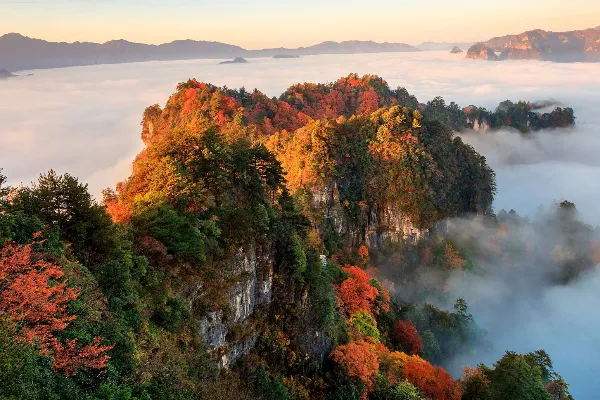 A scenic view of xianggu_shanzhuang_scenic_area