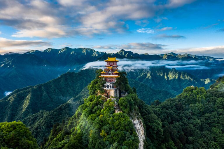 Discover the Hidden Gem of Xianshen Lou: A Cultural Journey Through Time